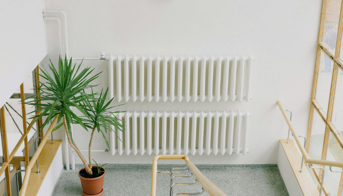 Take a Radiator Off the Wall Without Leaks